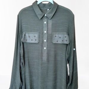 Womens V-Neck 3/4 Roll-Up Sleeve Casual Bl…